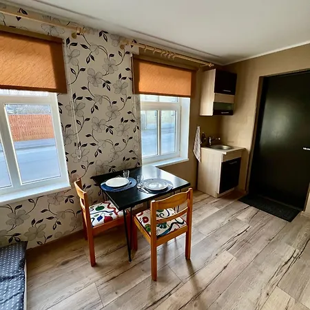 Cozy Budget 1-room Studio, Wifi, Great *